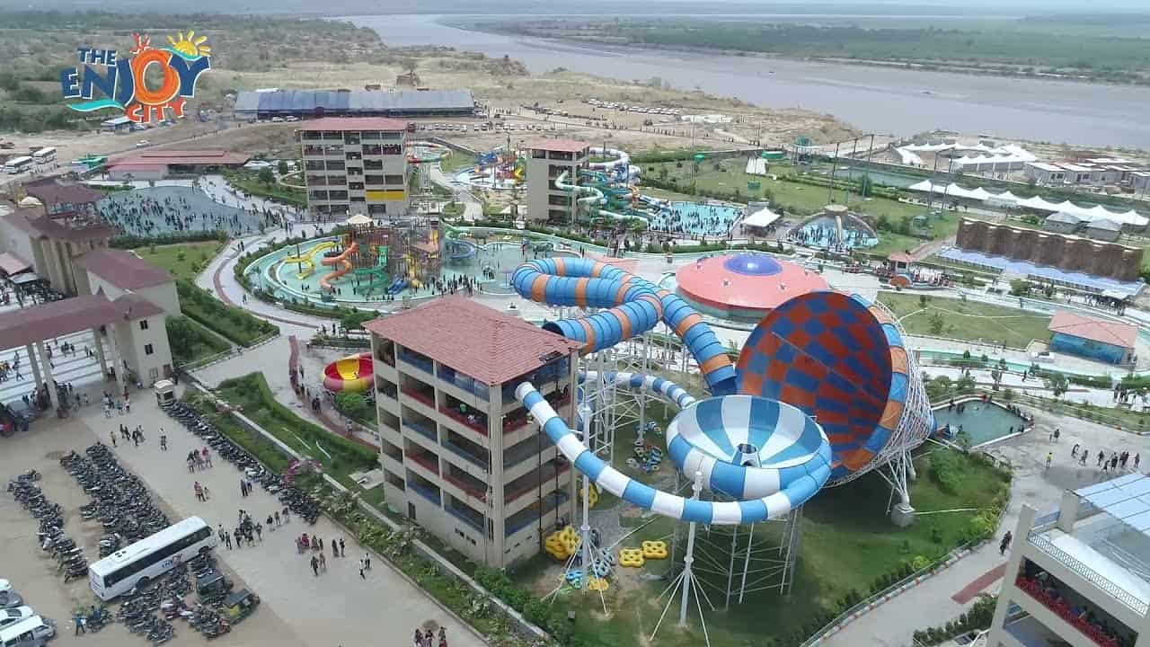 Promotional Video Production 24 maxresdefault 1 1